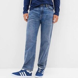 GAP Medium Wash Retro Y2K Style Straight Leg Effortless Trendy Men Jeans